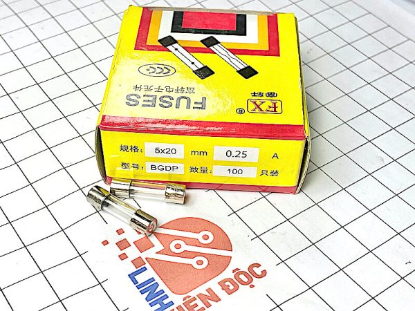 Hộp cầu chì thuỷ tinh 5*20mm 0.25A