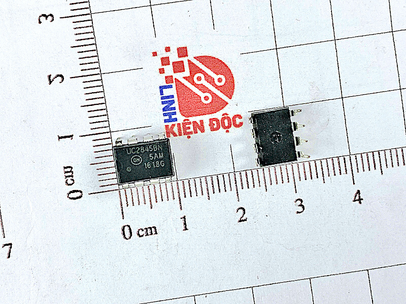 UC2845BN dip8