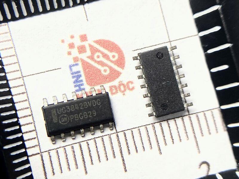UC3842BVDG (2)