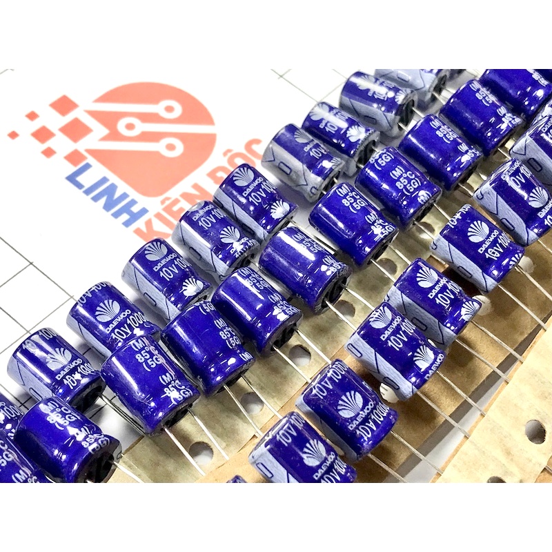 Tụ hóa DAEWOO 1000uF 10V màu xanh 10×12.5mm 85 độ