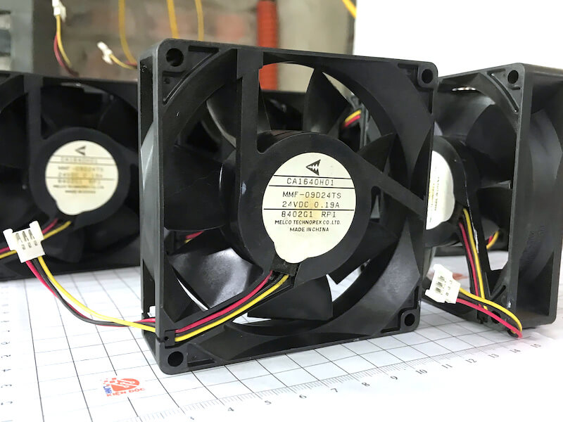Quạt tản nhiệt Mitsubishi MMF-09D24TS 24V 0.19A 92x92x25mm 3 dây tháo máy
