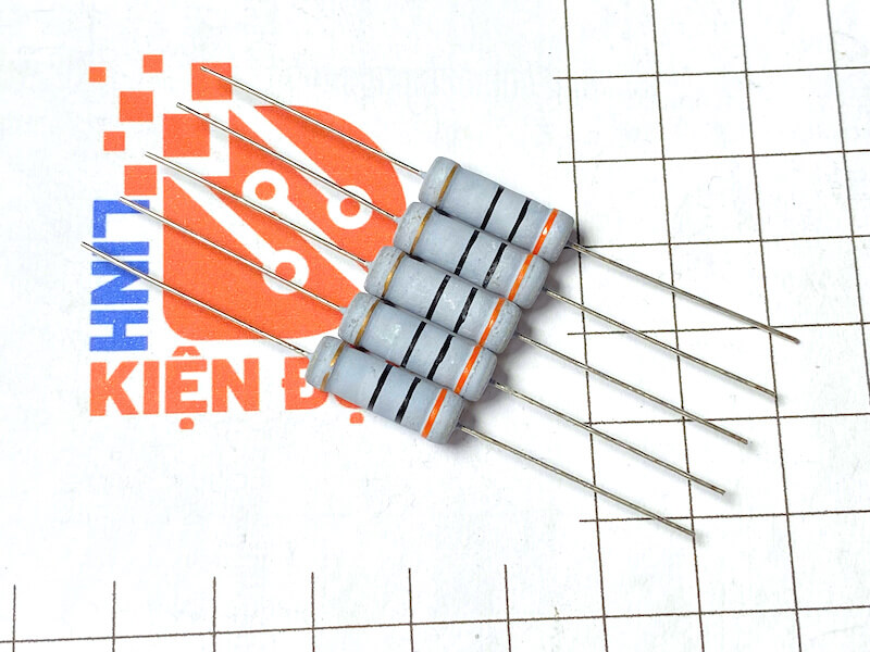 3W 30R 4 vạch màu