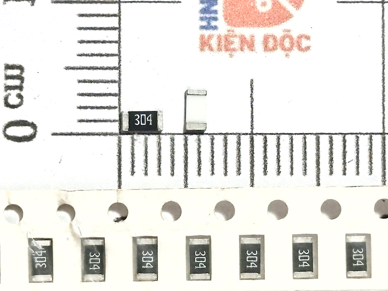Điện trở dán 1206 300K
