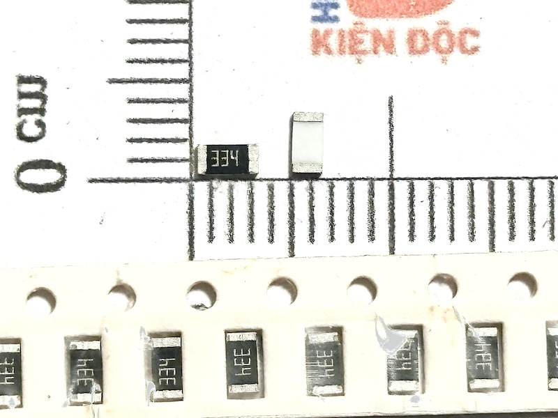 Điện trở dán 1206 330K