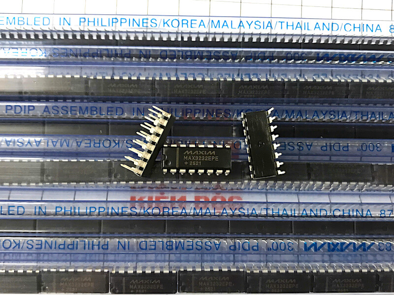 MAX3232EPE IC truyền thông, chuyển đổi tín hiệu RS-232 sang TTL DIP-16