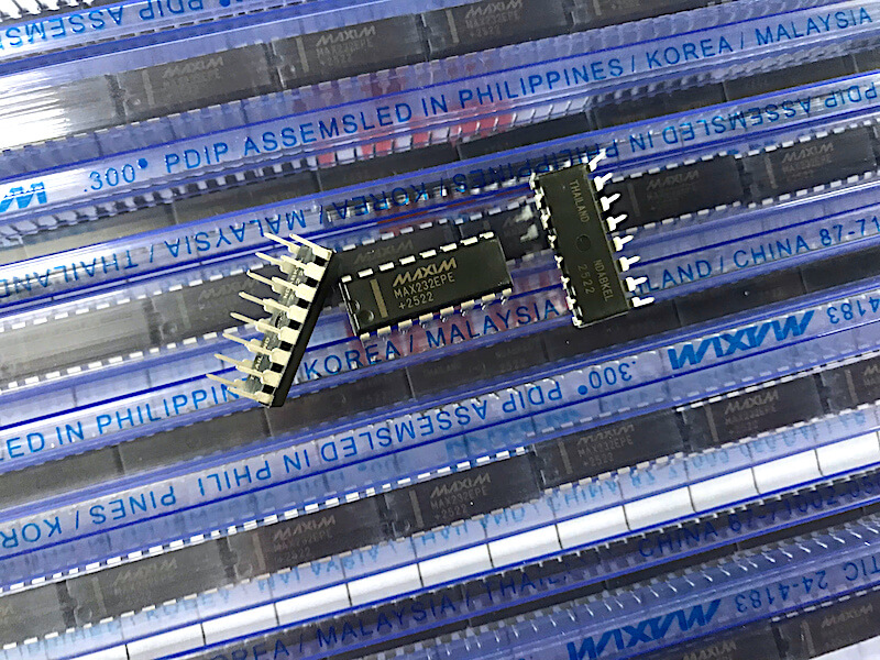 MAX232EPE IC truyền thông giao giao tiếp RS232 DIP-16