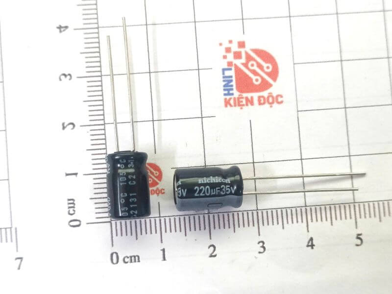 220uf 35v