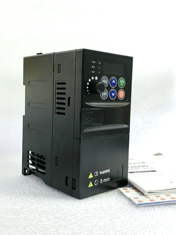 SU600-1R5G3