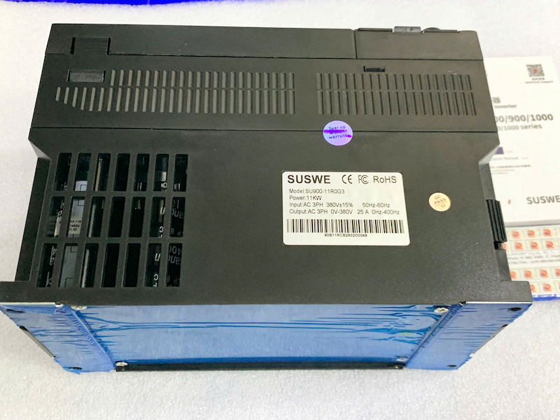 Biến tần SUSWE SU900-11R0G3 công suất 11kW điện áp 380V tải nặng - Ảnh 3