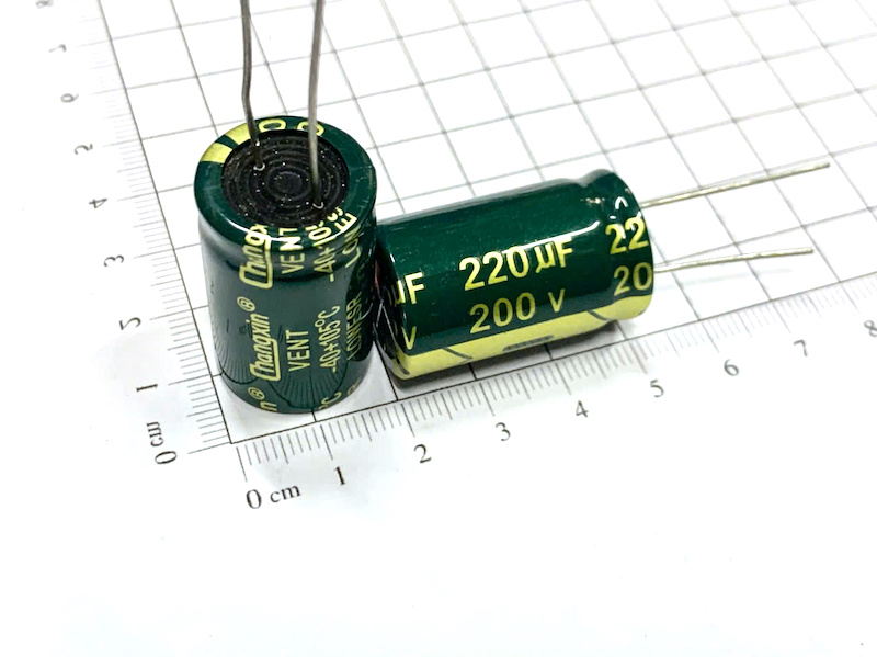 Tụ hoá 200V 220UF 18X30mm