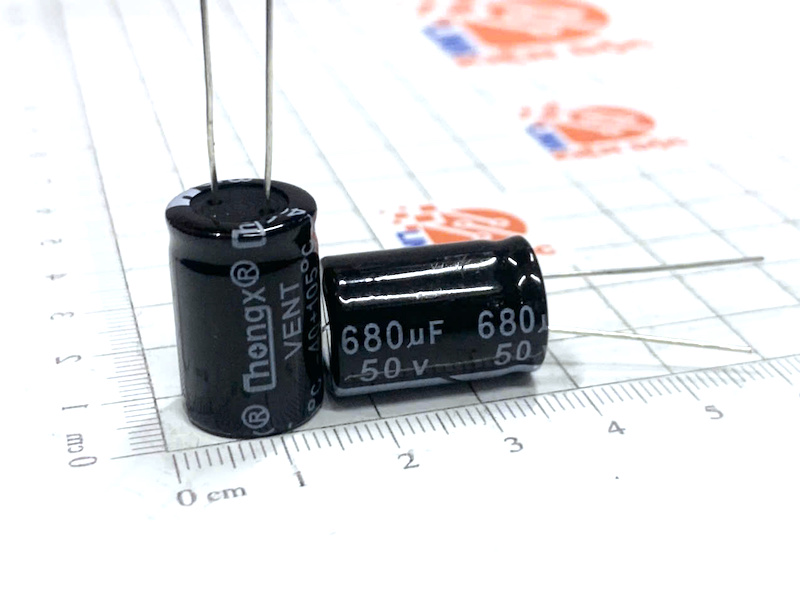 Tụ hoá 50V 680UF CHONGX 13X21mm