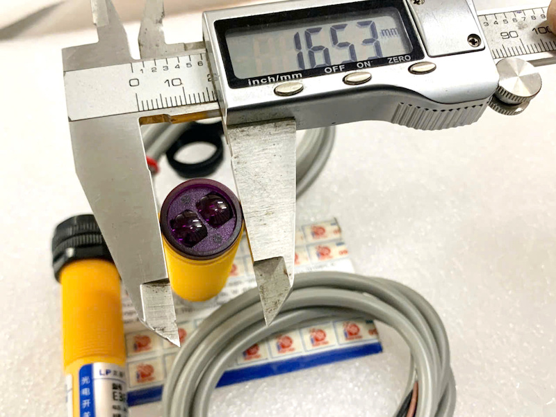 Cảm biến hồng ngoại E3F-DS30C4 NPN thường mở 6-36VDC 3 dây - Ảnh 4